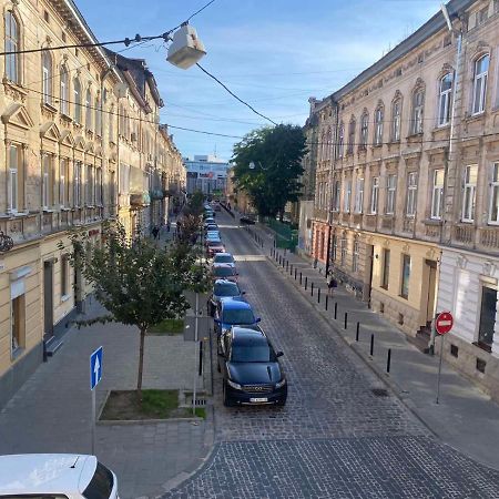 Apartment On Balabana Street Lviv Exterior photo