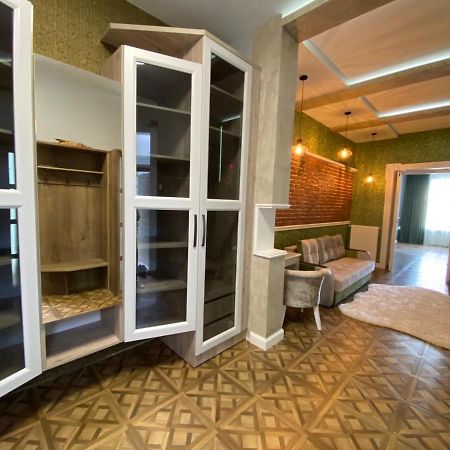 Apartment On Balabana Street Lviv Exterior photo