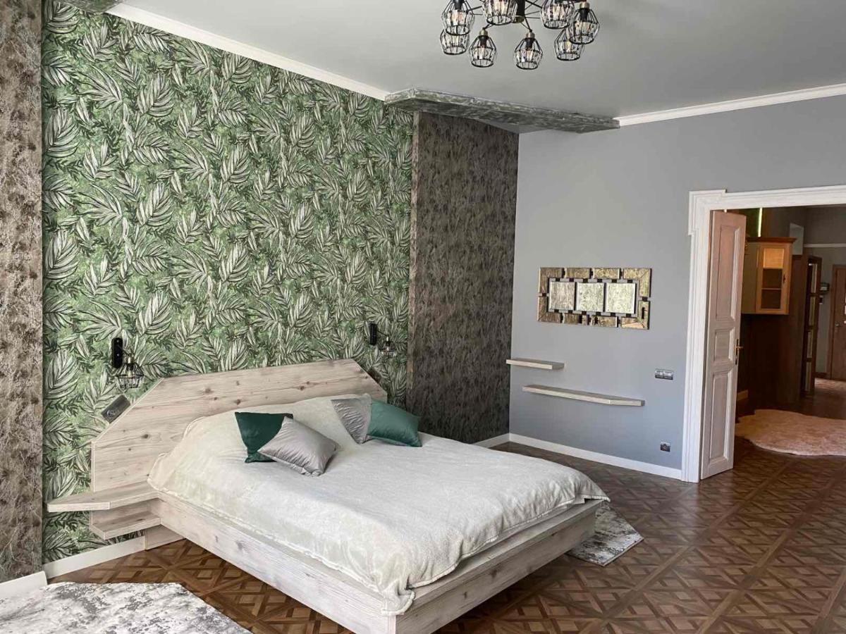 Apartment On Balabana Street Lviv Exterior photo