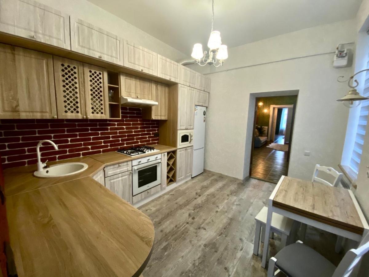 Apartment On Balabana Street Lviv Exterior photo